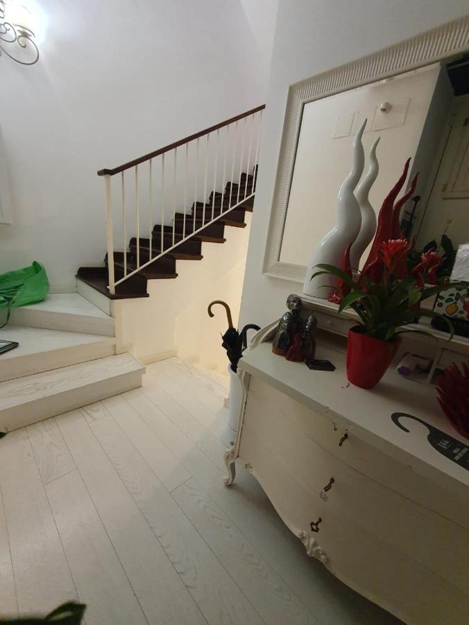 White Stylish Apartment 3 Vico Equense Kültér fotó